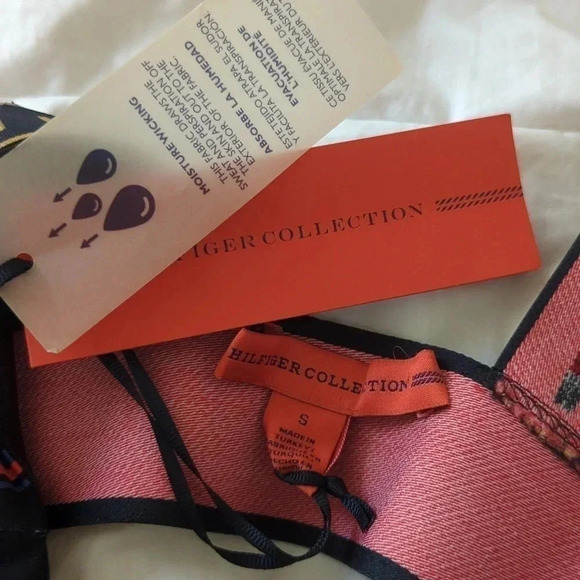 Hilfiger Collection- Tommy Hilfiger Red, White and Blue Workout Set - Picture 9 of 9